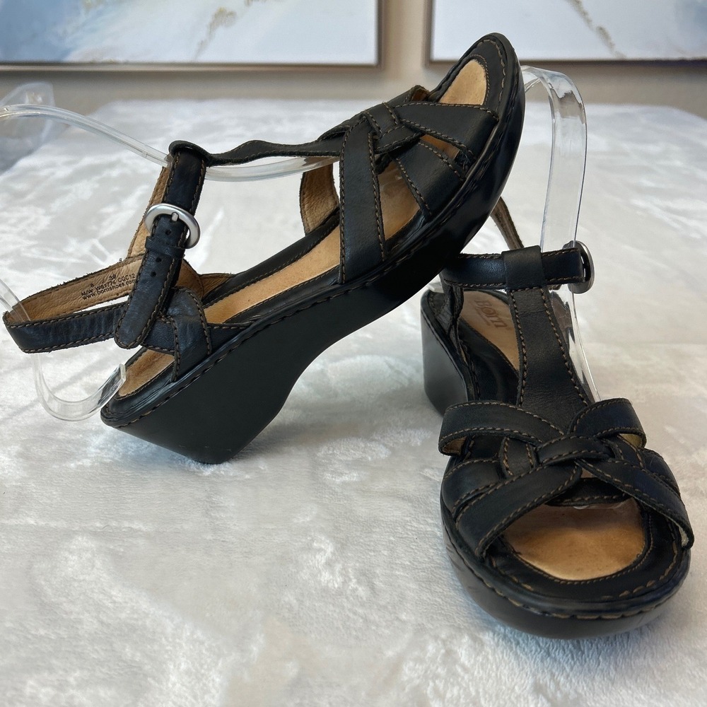 Born Black Leather T-Strap Wedge Sandals Caged Womens Boho